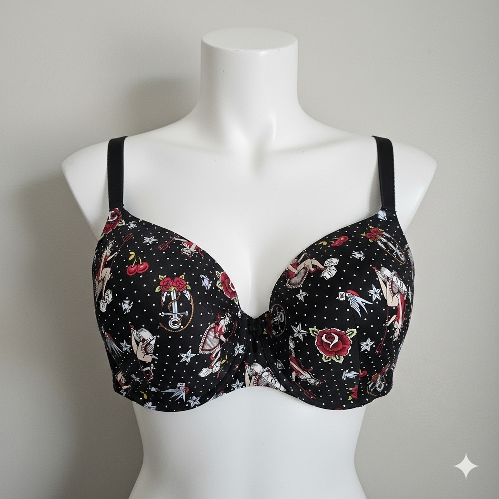 Torrid dream Underwire Push Up bra with a black white polka dot Vintage Tattoo